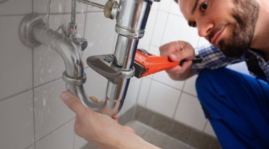Local tankless water heater installation in Cleveland, MO